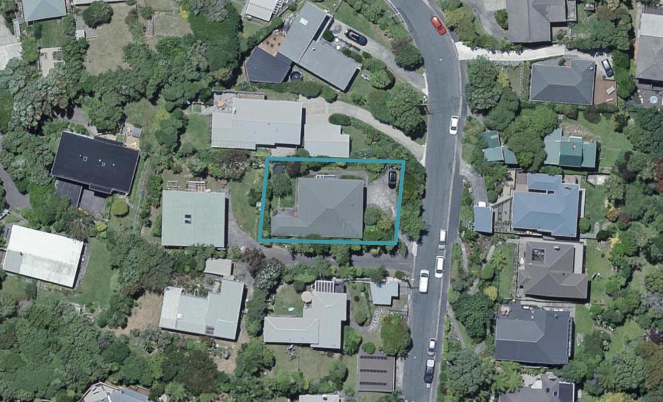8 Winston Street, Crofton Downs, Wellington - Carousel 1