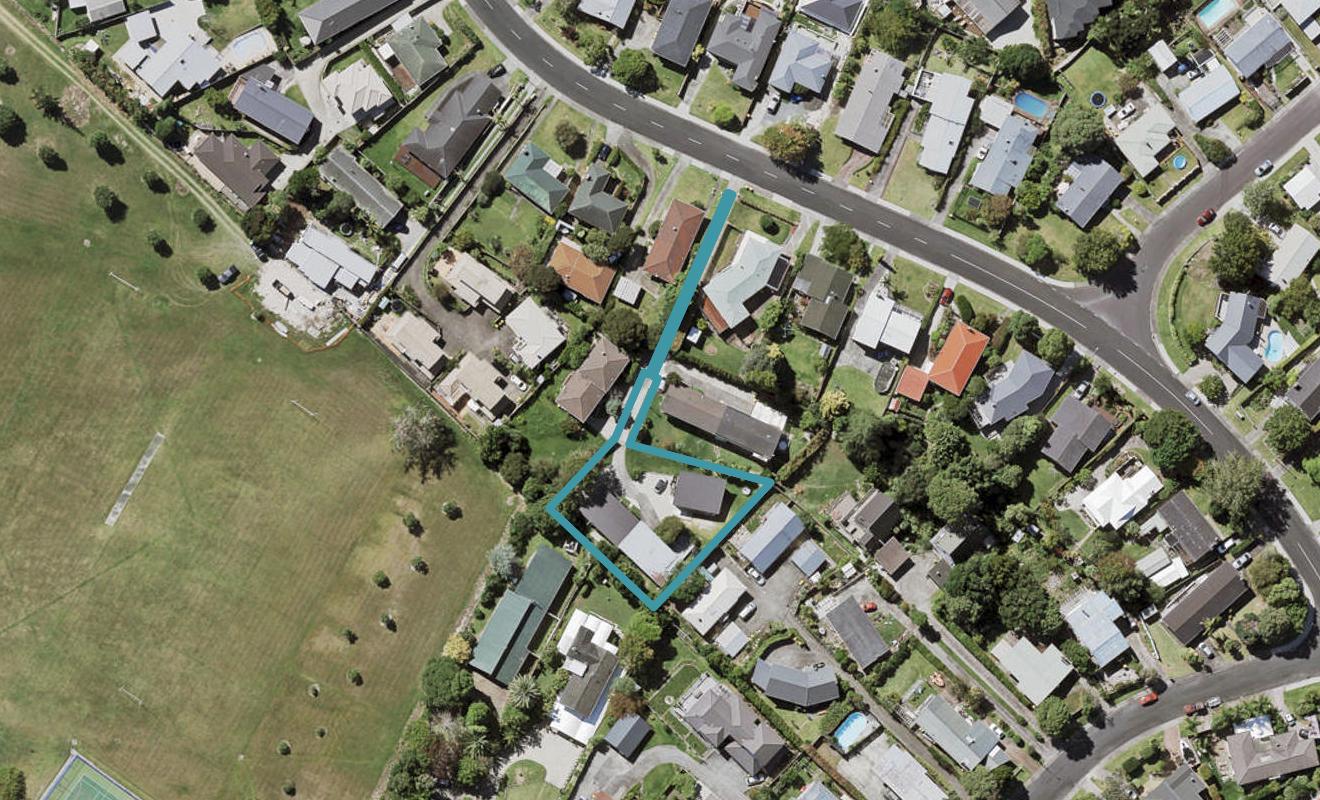 3/38B Blakeborough Drive, Forrest Hill, Auckland - Carousel 1