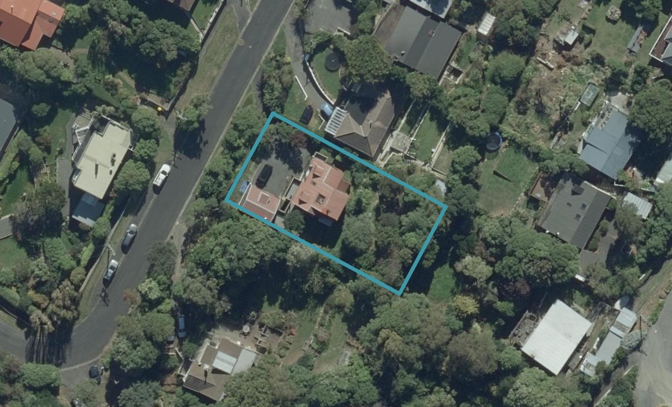 24 Marion Street, Macandrew Bay, Dunedin - Carousel 1
