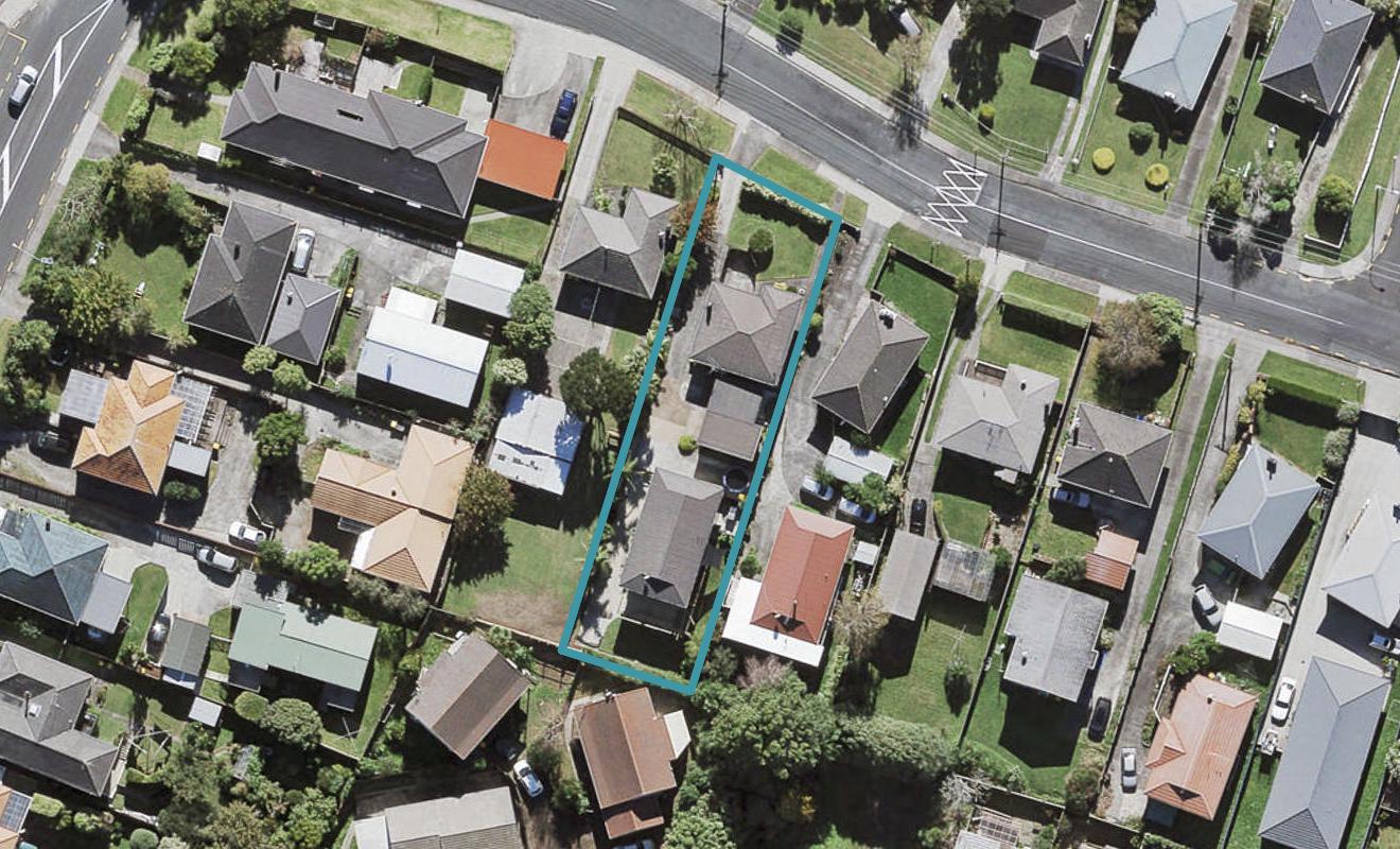 1/54 Strid Road, Te Atatū South, Auckland - Carousel 1