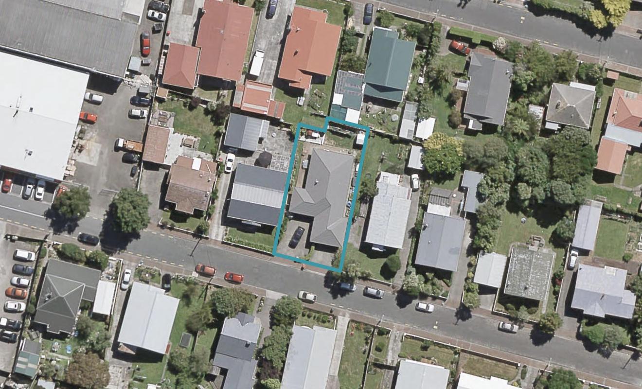 5 Montague Street, Alicetown, Lower Hutt - Carousel 1