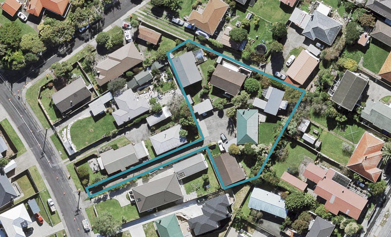 3/7 Vera Road, Te Atatu South, Auckland - Carousel 1