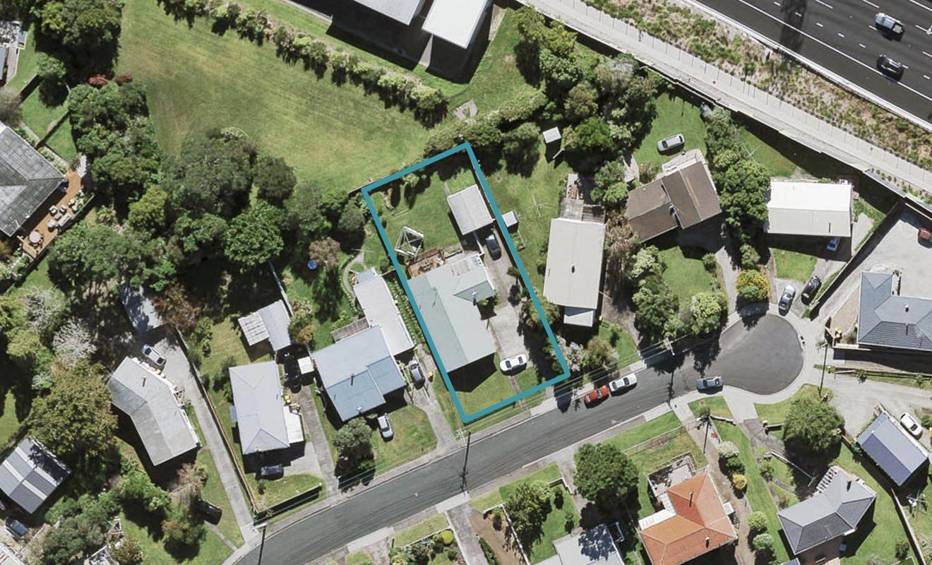 10 Milich Terrace, Te Atatu South, Auckland - Carousel 1