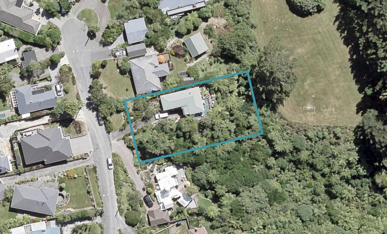 8 Bermer Road, Belmont, Lower Hutt - Carousel 1