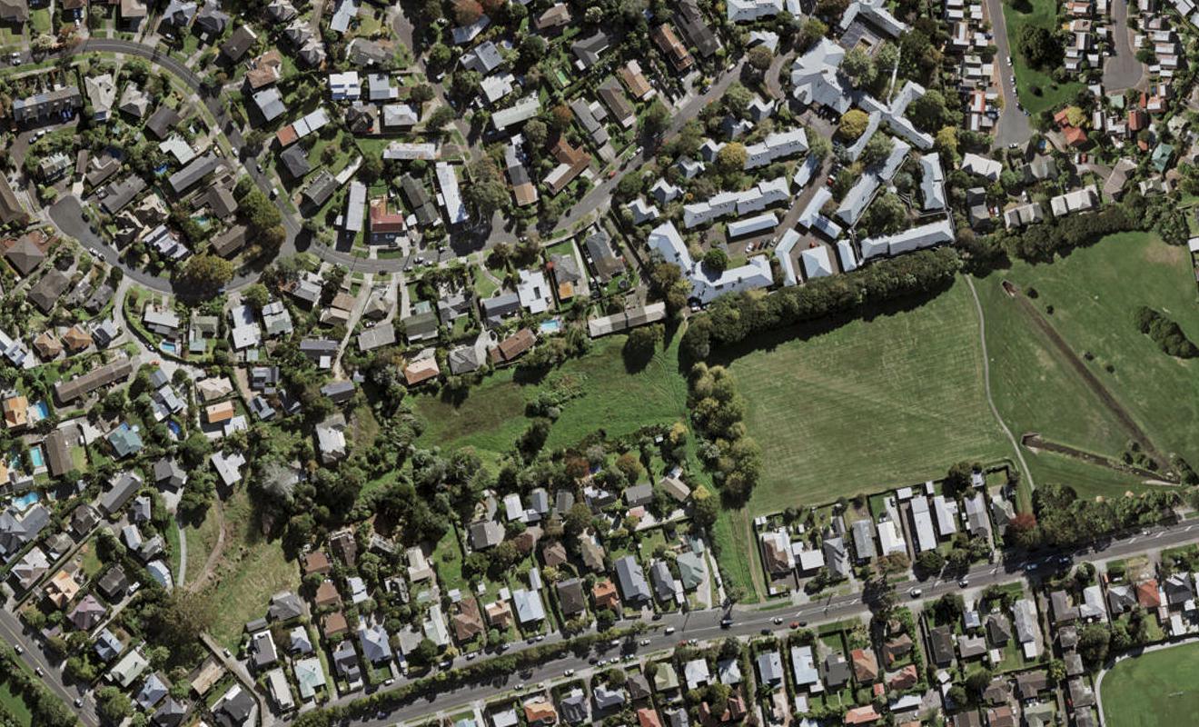 14 Gardenview Rise, Remuera, Auckland - Carousel 1