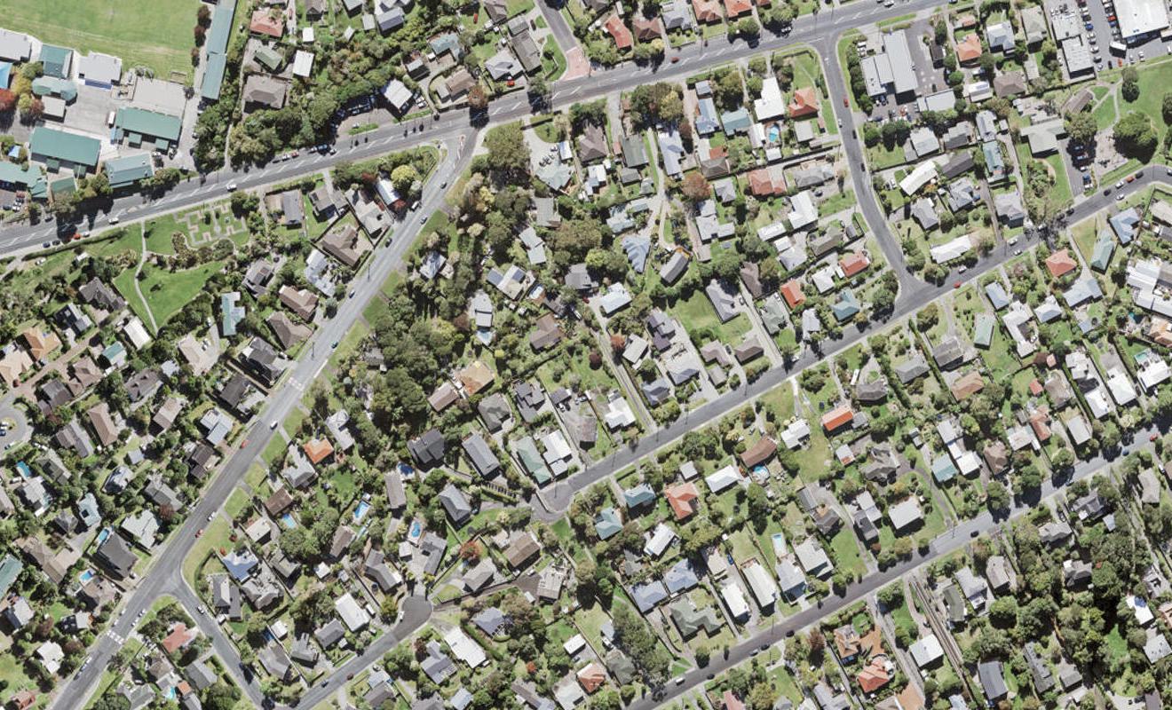 21E Barron Drive, Green Bay, Auckland - Carousel 1