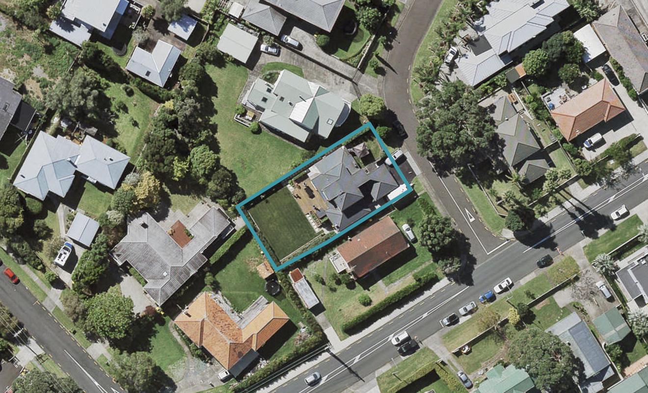 4 Ander Place, Takapuna, Auckland - Carousel 1
