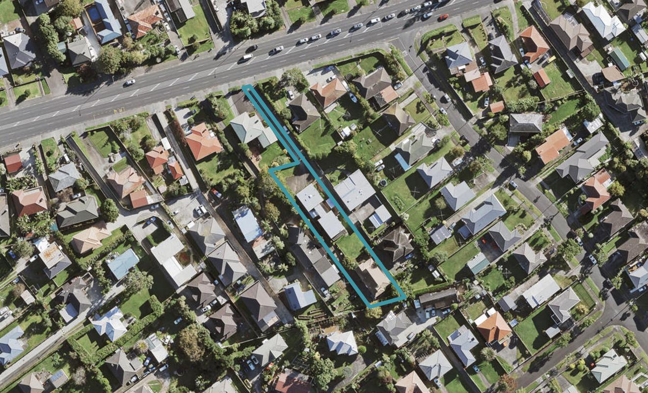 29 Maioro Street, New Windsor, Auckland - Carousel 1