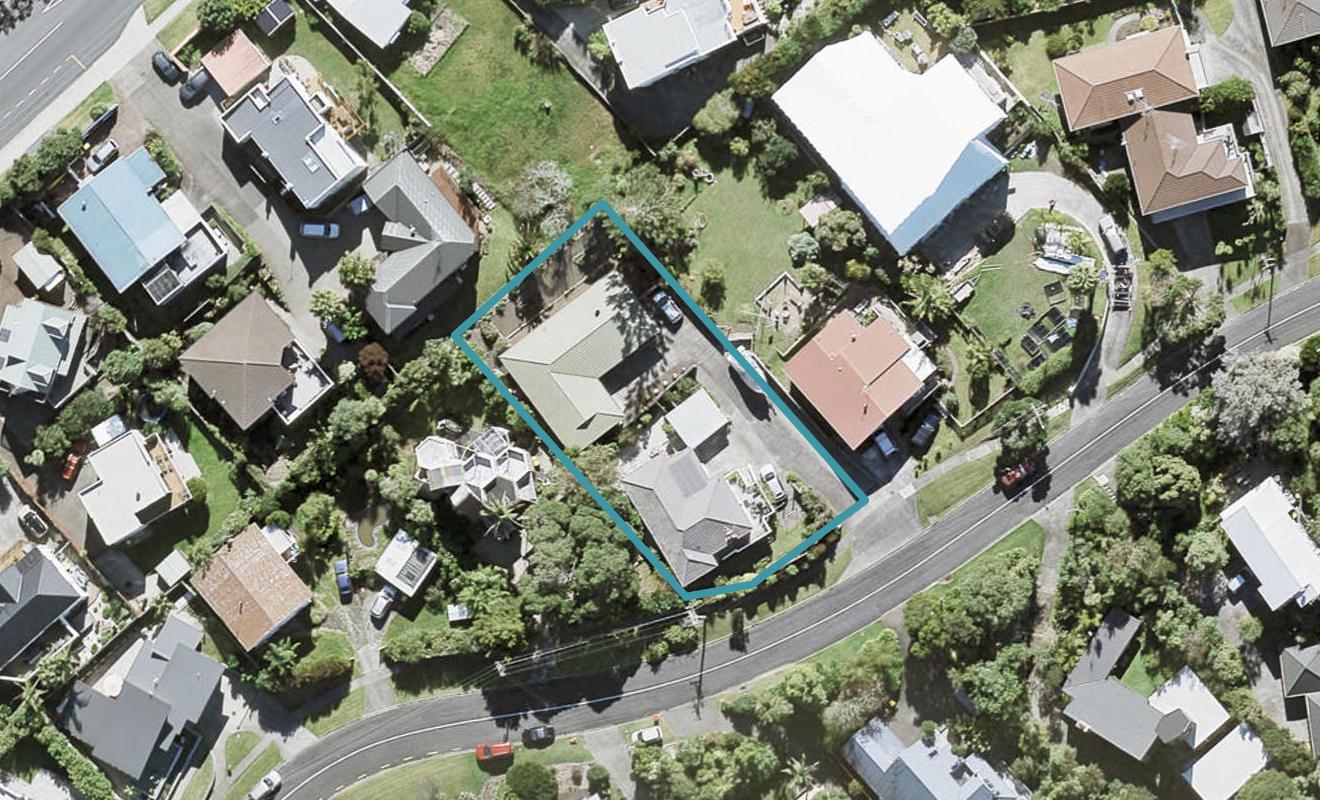 1/54 Hebron Road, Waiake, Auckland - Carousel 1
