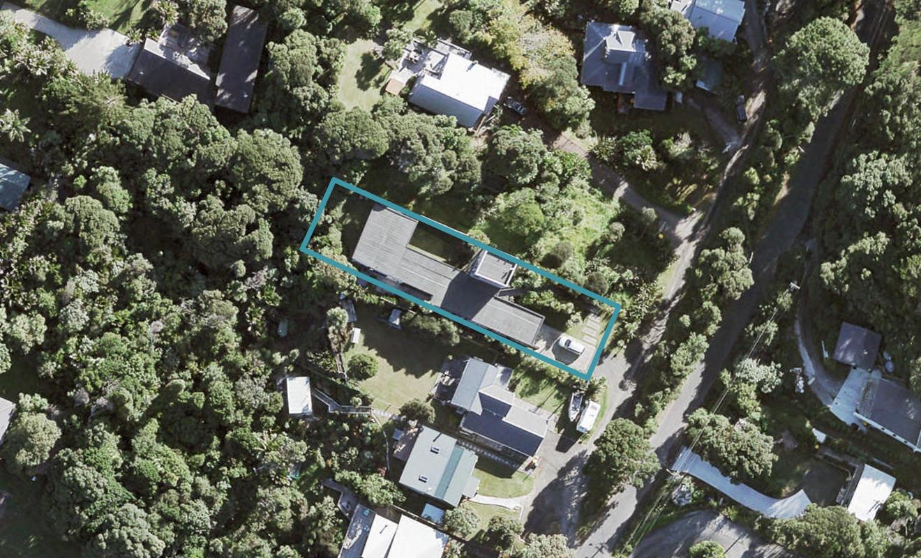70 Domain Crescent, Waimauku - Carousel 1