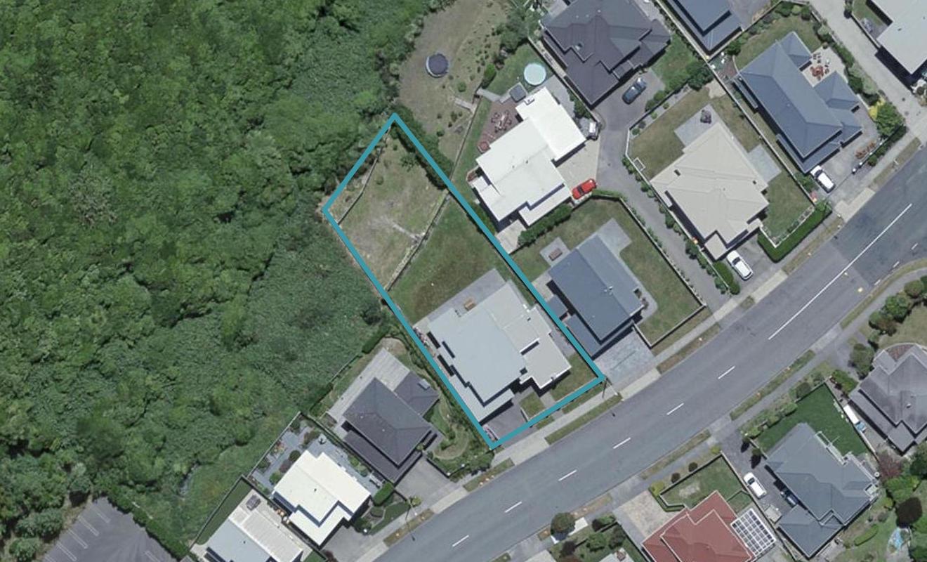 200 Westchester Drive, Churton Park, Wellington - Carousel 1