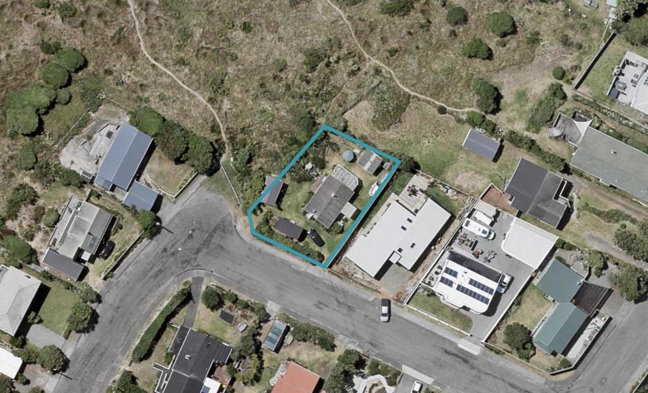 2 Konini Street, Otaki Beach, Otaki - Carousel 1