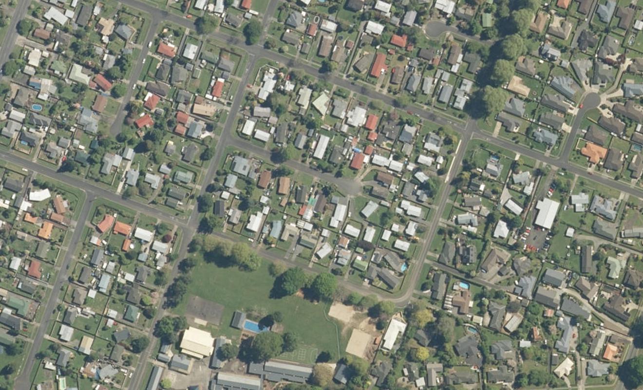 8 Creswell Place, Leamington, Cambridge - Carousel 1