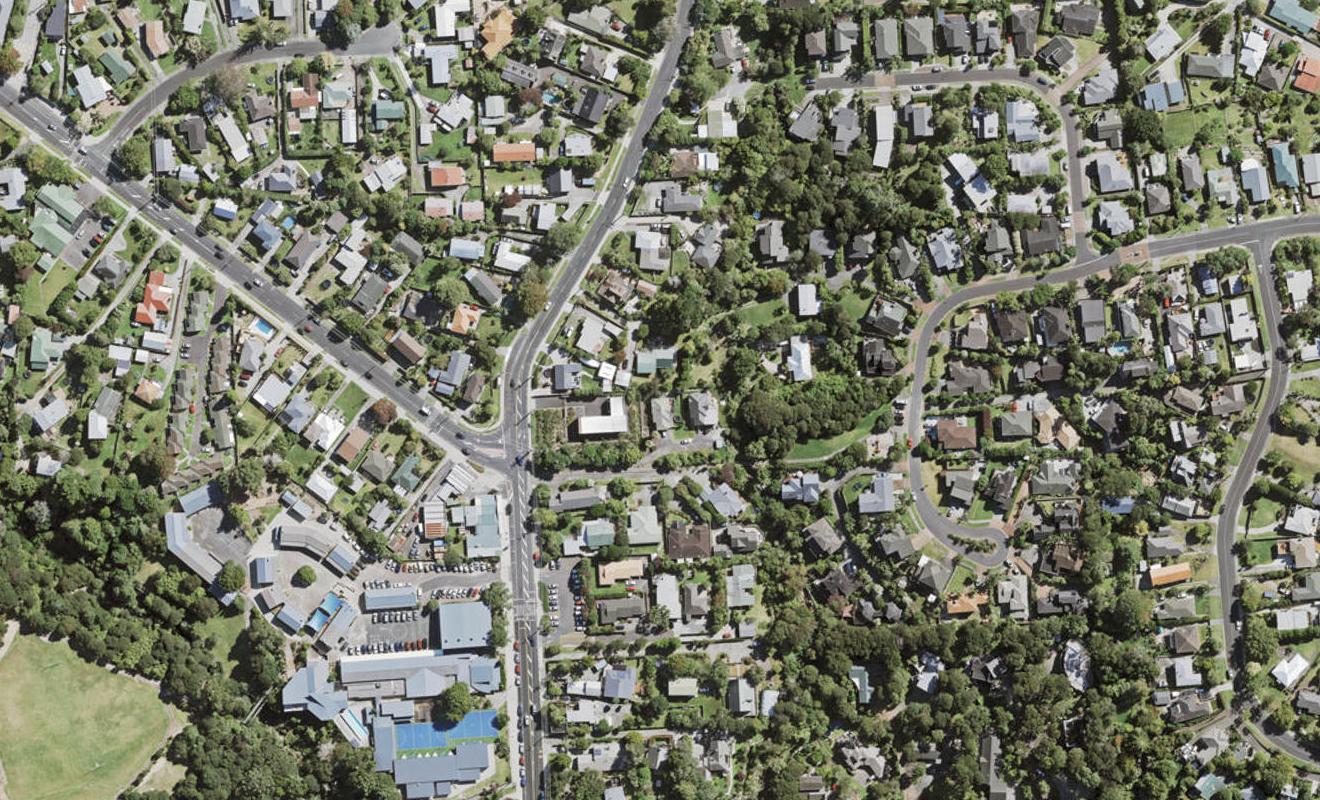 86A Atkinson Road, Titirangi, Auckland - Carousel 1