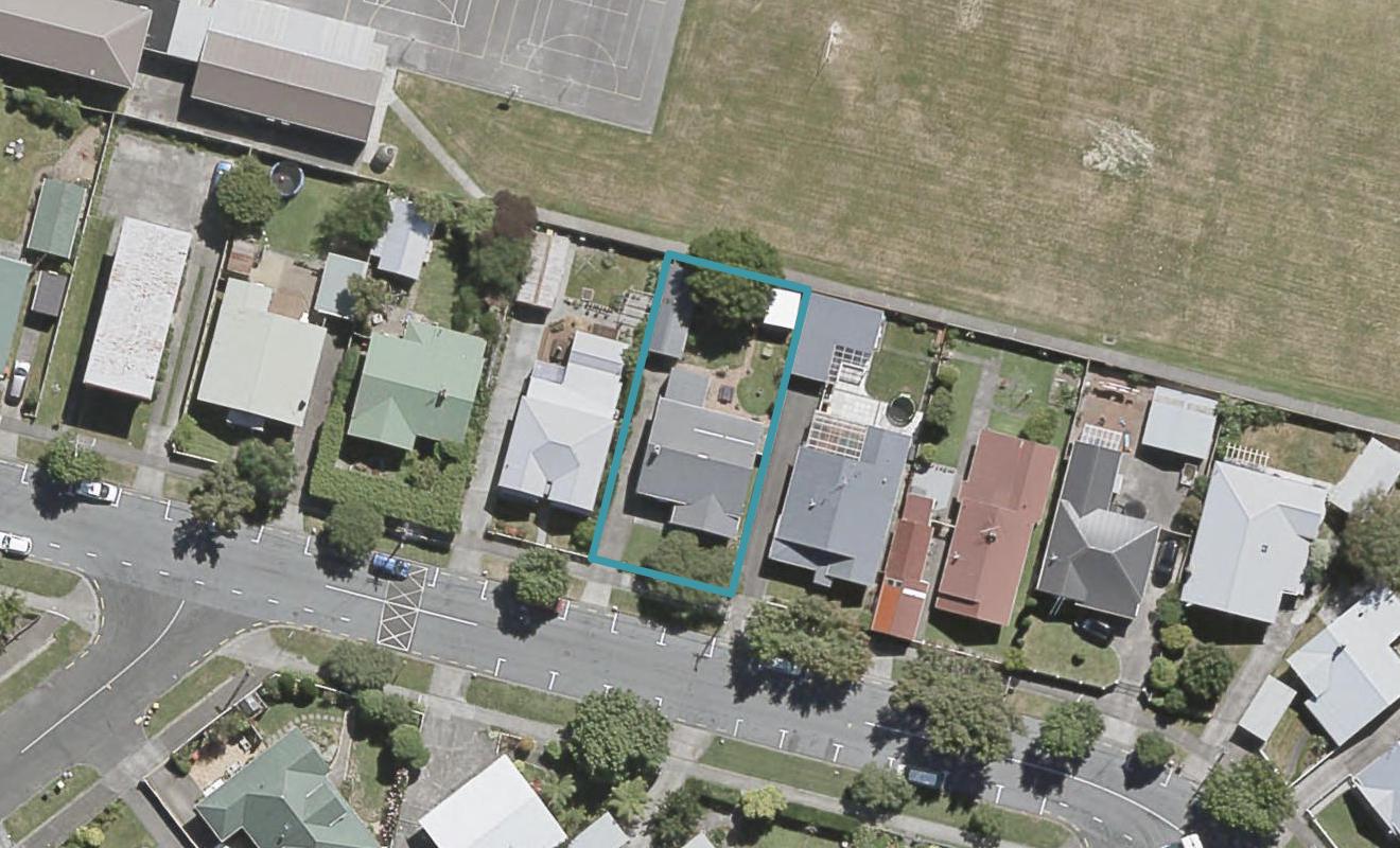 31 Te Mome Road, Alicetown, Lower Hutt - Carousel 1