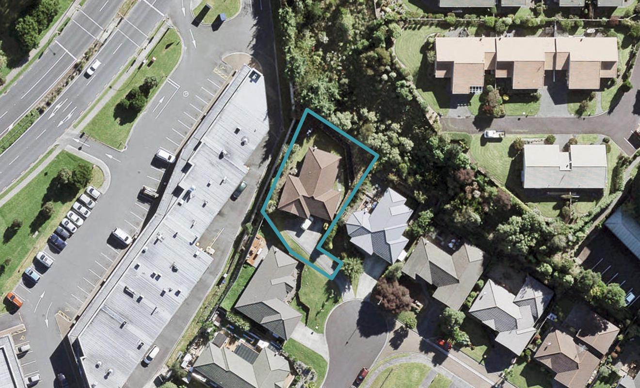8 Sunvista Avenue, Oteha, Auckland - Carousel 1