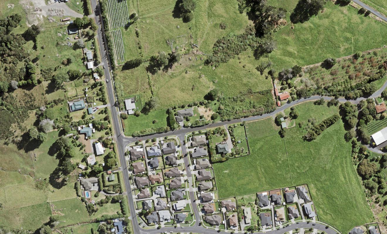 4 Babich Road, Henderson Valley, Auckland - Carousel 1