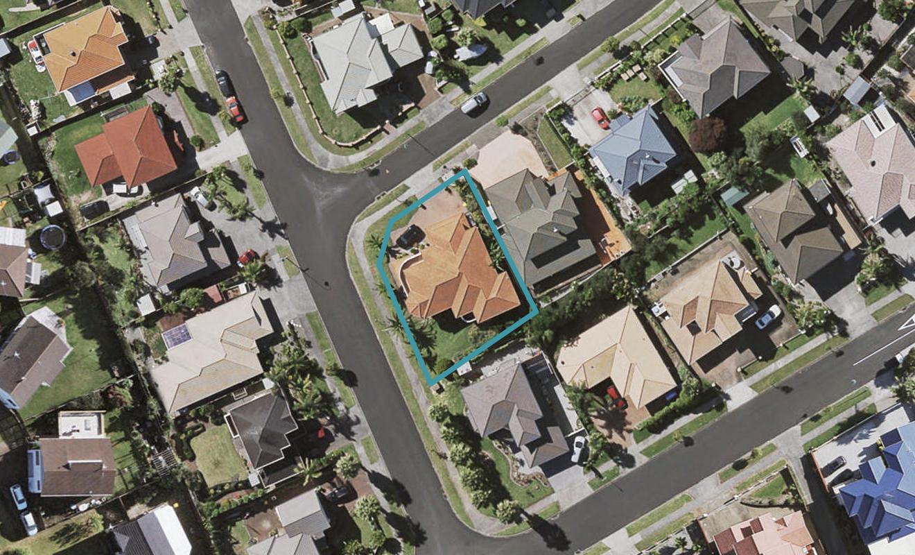 3 Pelargonium Terrace, Goodwood Heights, Auckland - Carousel 1