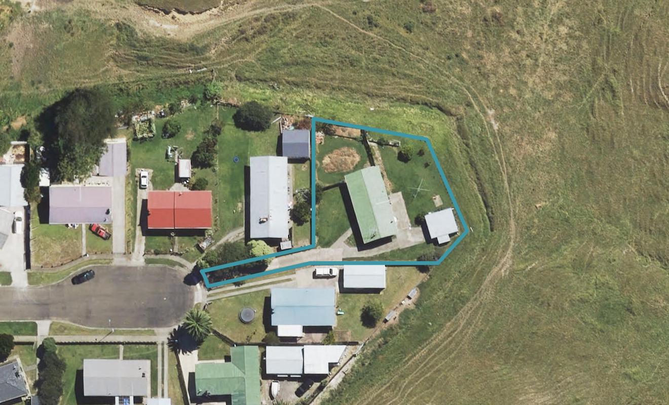 11 Curie Place, Outer Kaiti, Gisborne - Carousel 1