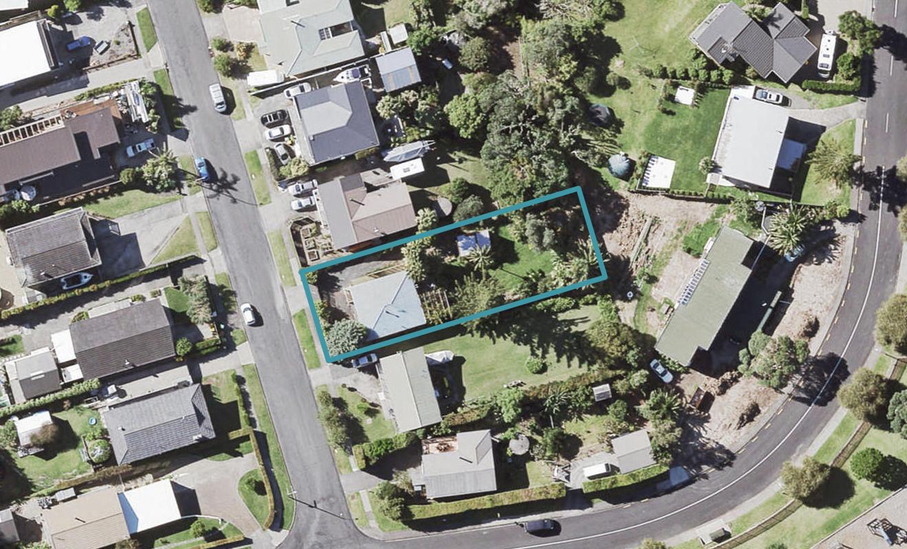 5 Alexander Avenue, Maraetai, Auckland - Carousel 1