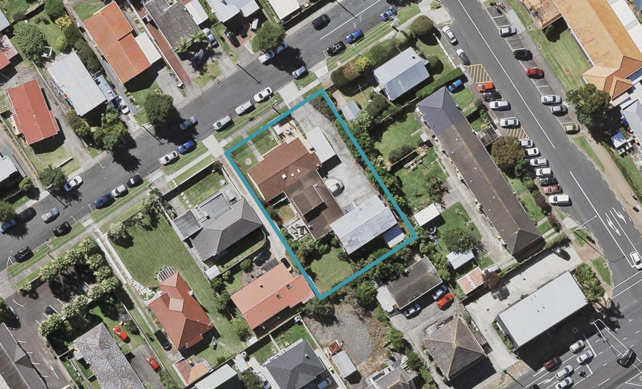 3/2 Lomond Street, Takapuna, Auckland - Carousel 1
