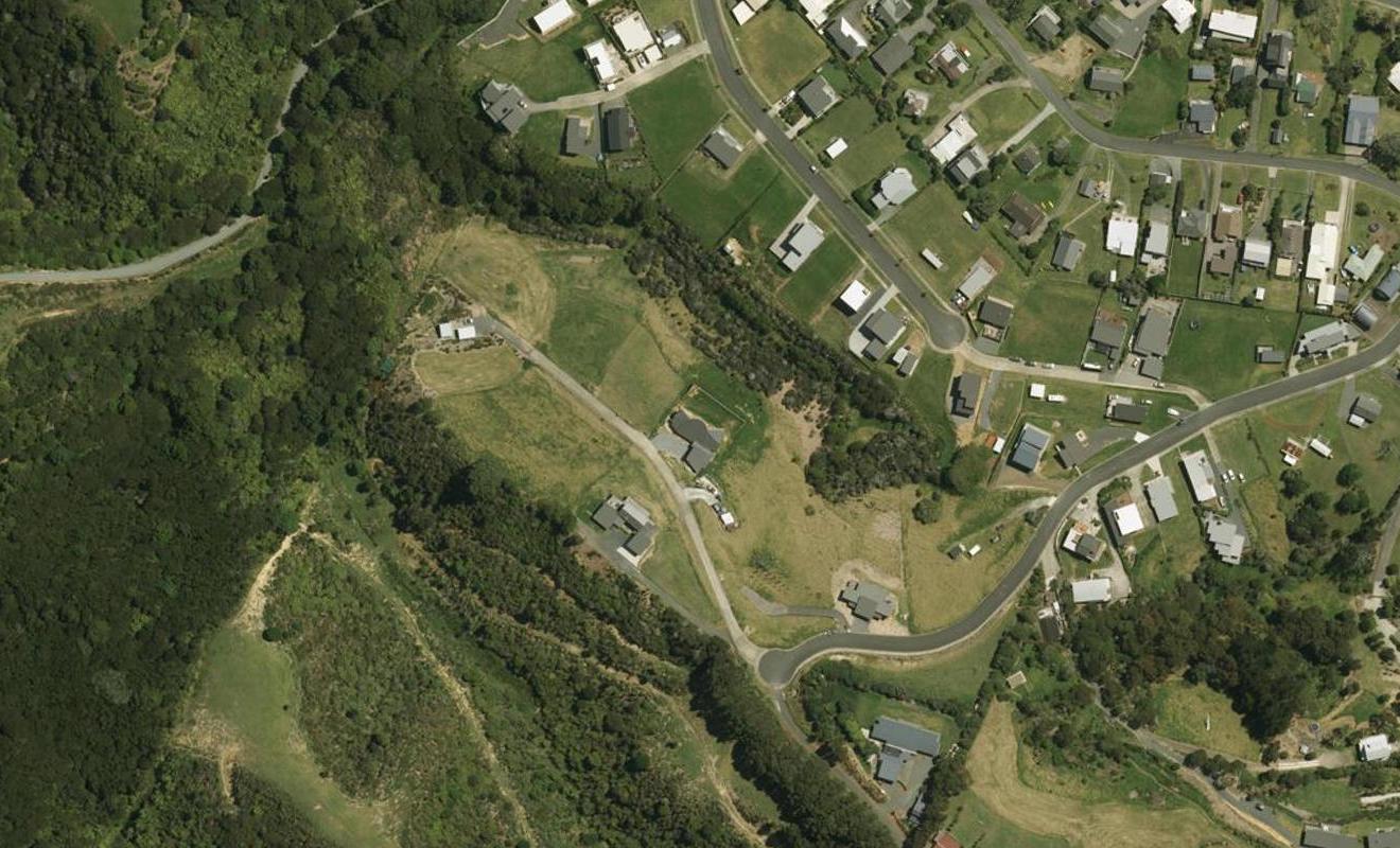 12 Granada Lane, Langs Beach, Waipu - Carousel 1