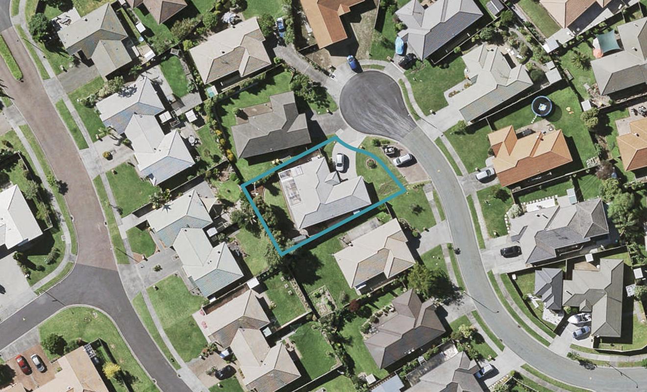 12 Sheldon Place, Burswood, Auckland - Carousel 1