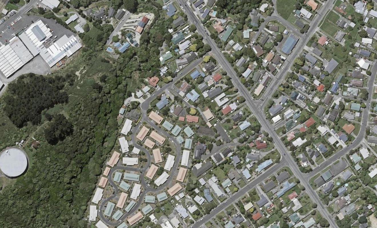 11 Redwood Close, Paraparaumu - Carousel 1