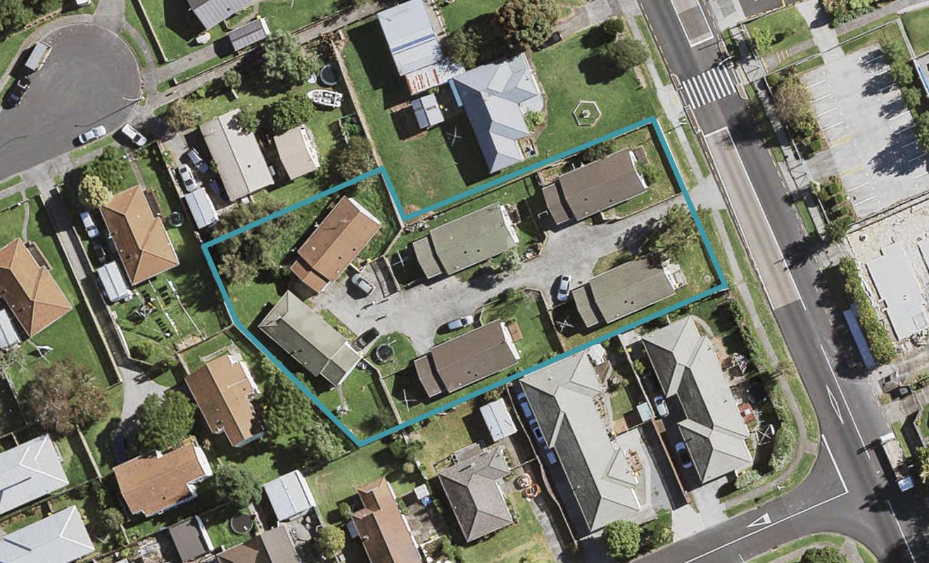 2/56 Rowandale Avenue, Manurewa, Auckland - Carousel 1