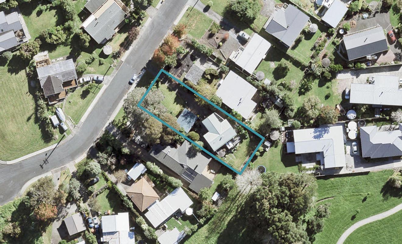 22 Gails Drive, Albany - Carousel 1