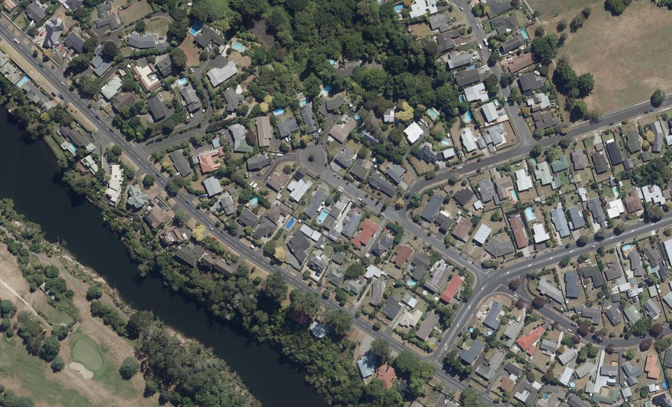 17 Samuel Place, Queenwood, Hamilton - Carousel 1