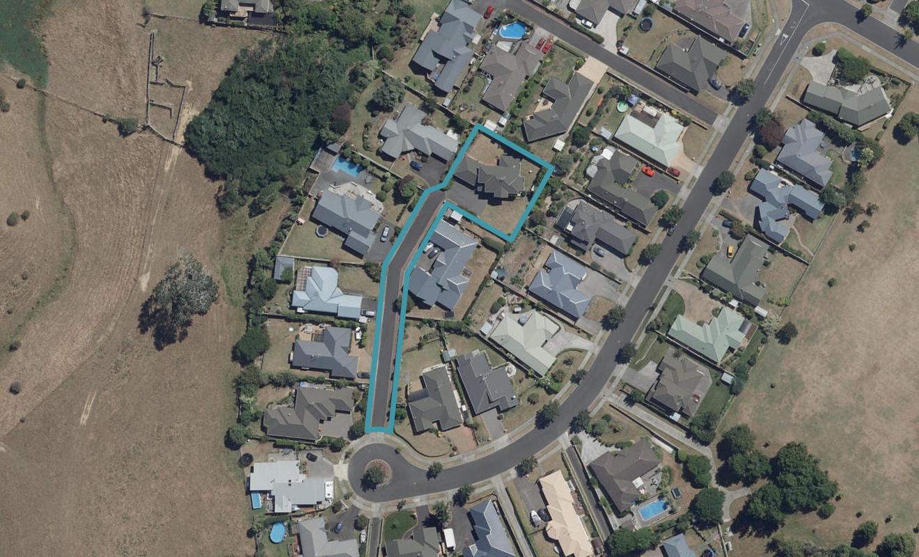 32 Limousin Place, Grandview Heights, Hamilton - Carousel 1