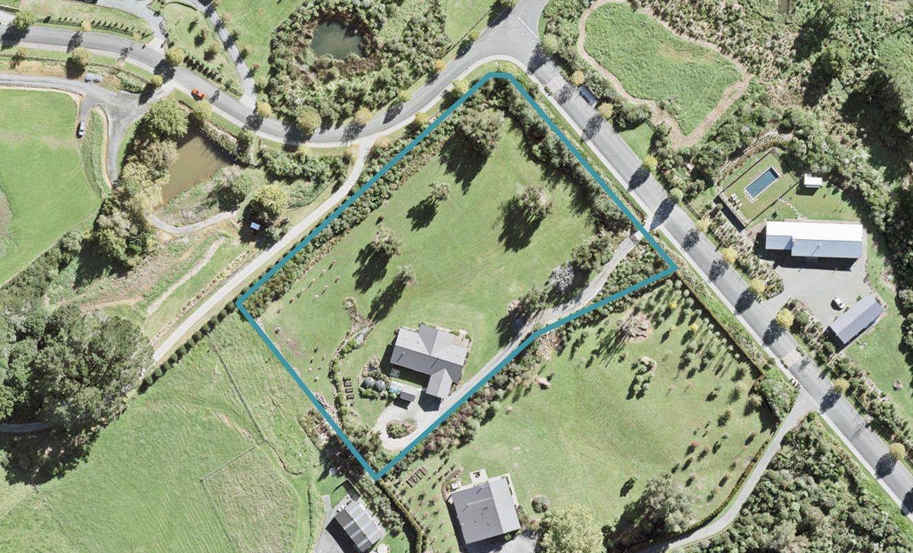 5 Tamahunga Drive, Warkworth - Carousel 1
