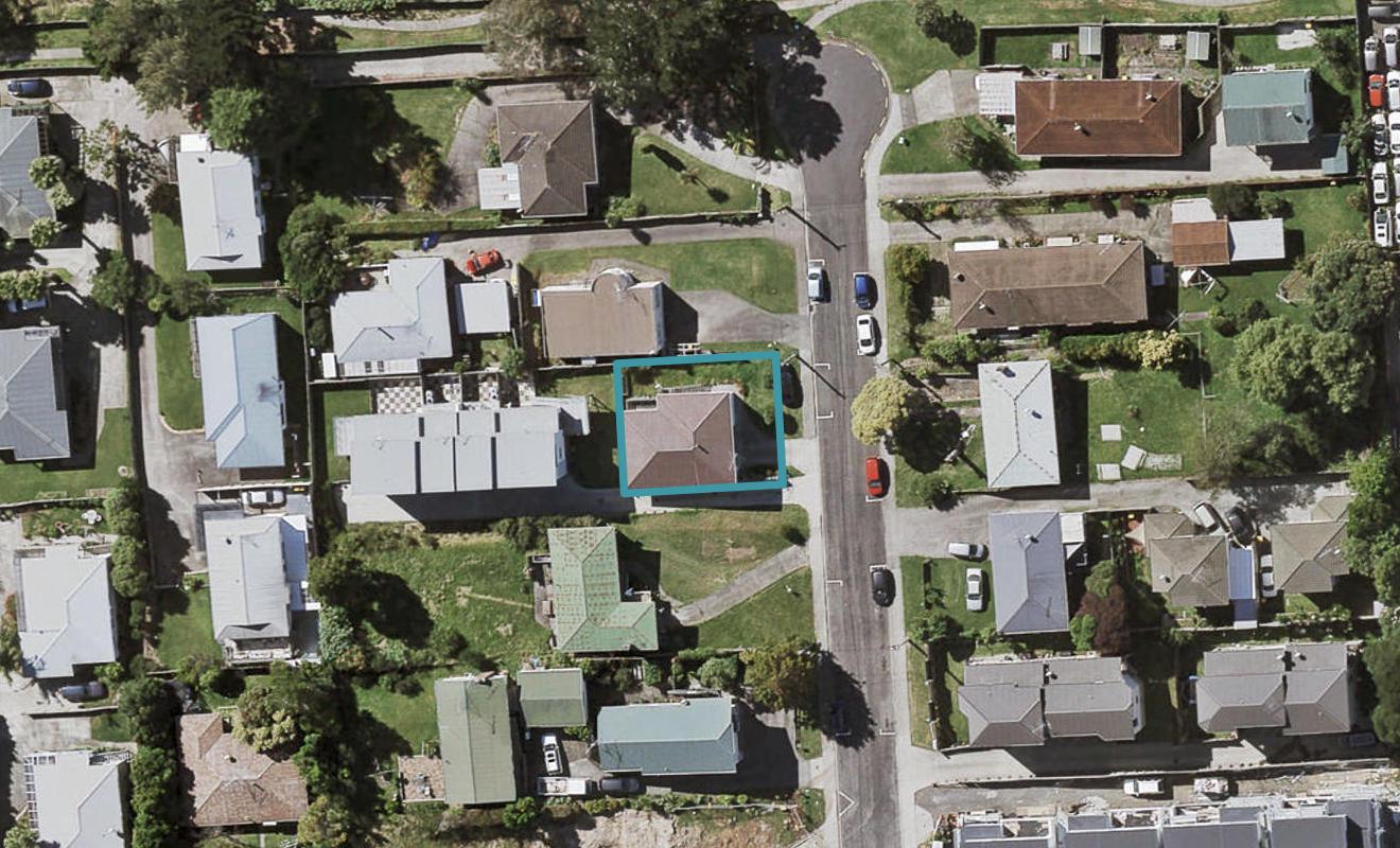 16 Woodall Place, Totara Vale, Auckland - Carousel 1