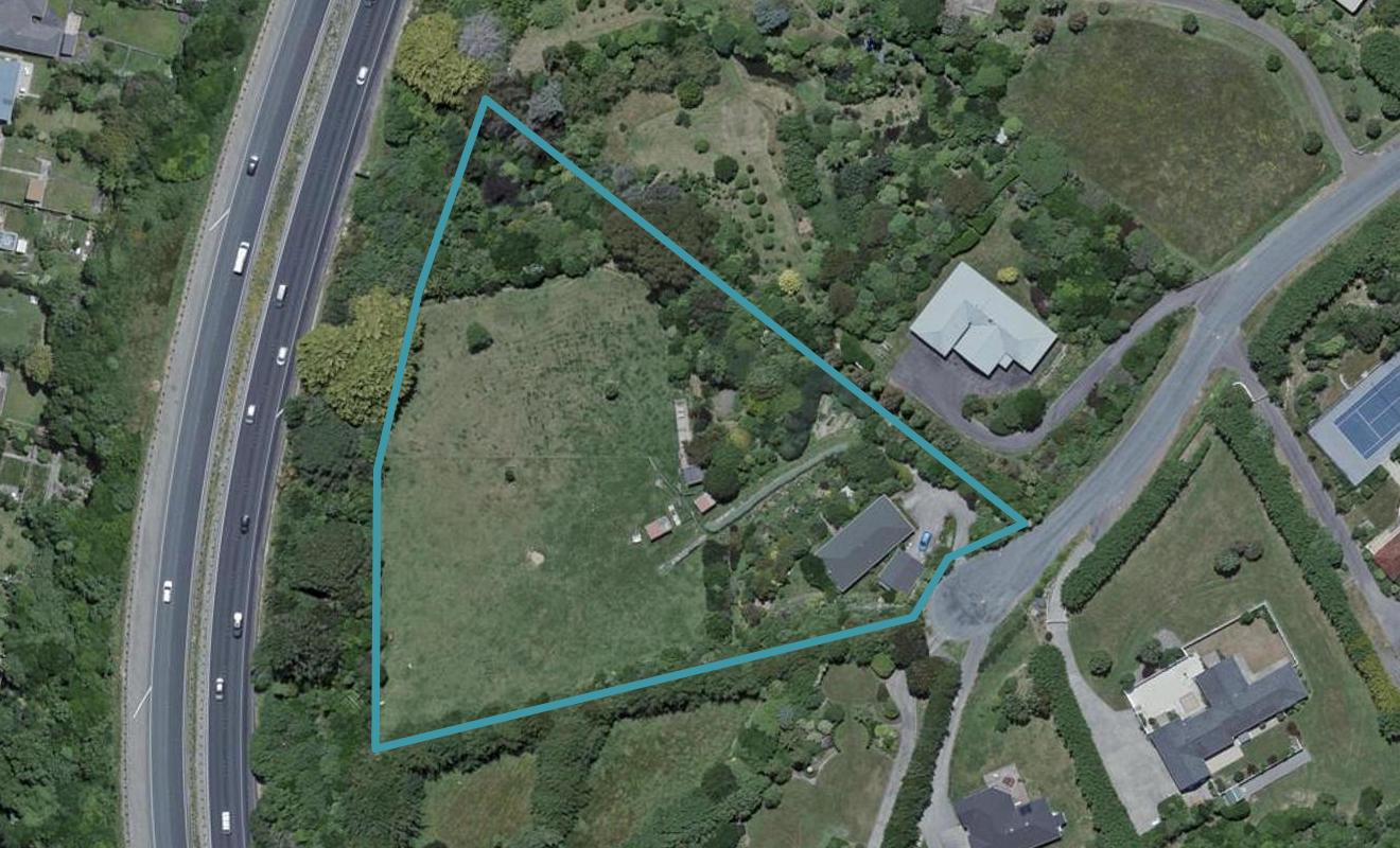 34 Gladys Scott Place, Tawa, Wellington - Carousel 1