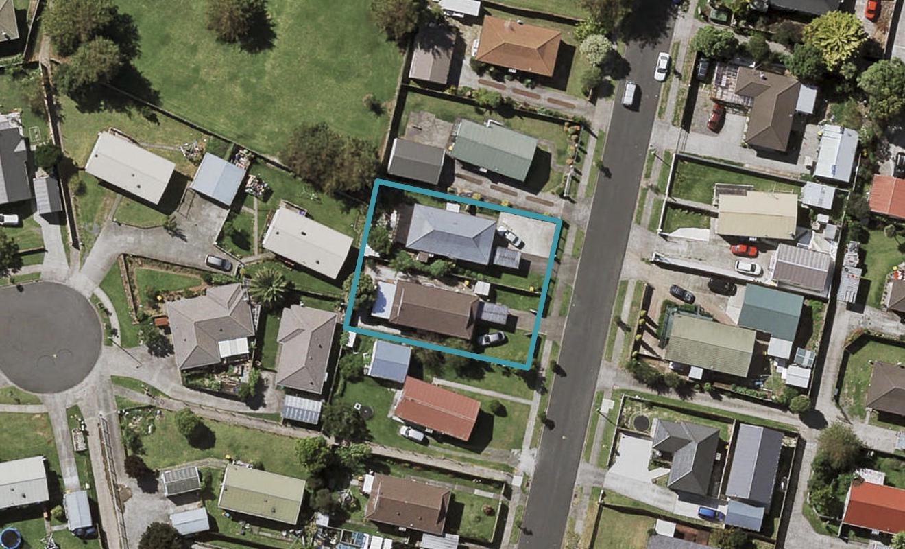 1/22 Penion Drive, Flat Bush, Auckland - Carousel 1