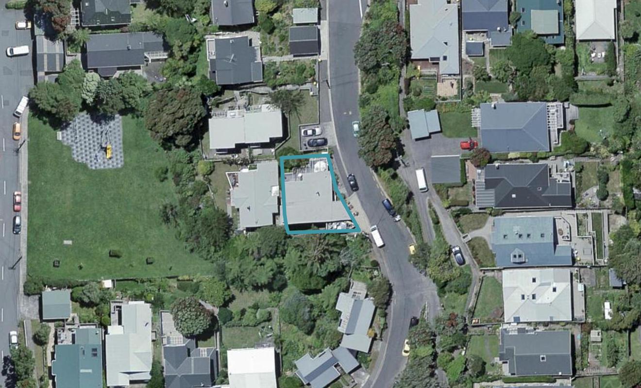 92 Creswick Terrace, Northland, Wellington - Carousel 1