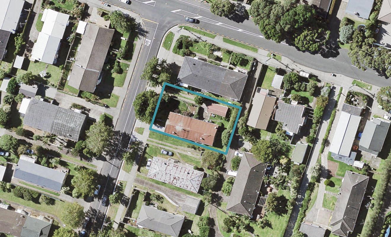 1/2 Crossfield Road, Glendowie, Auckland - Carousel 1