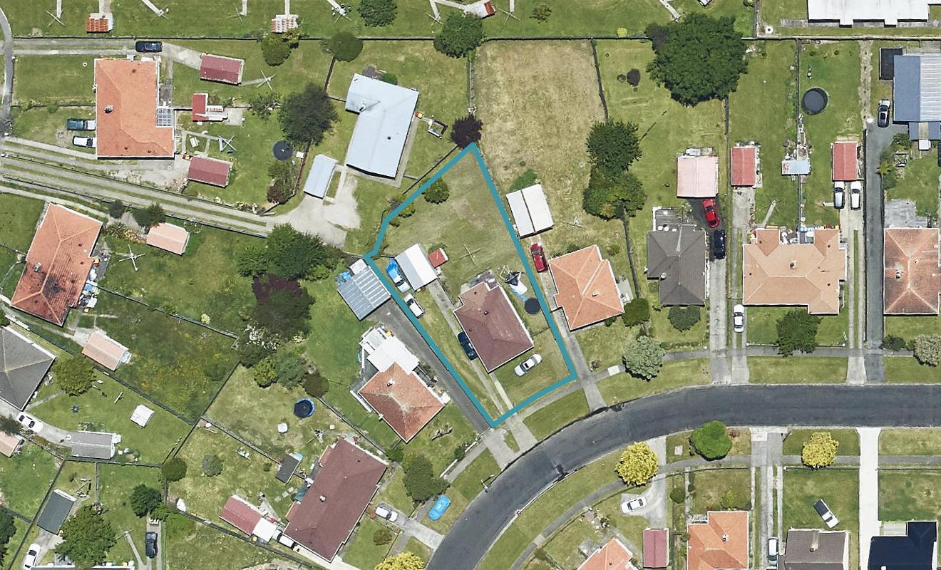21 Wallace Crescent, Glenholme, Rotorua - Carousel 1