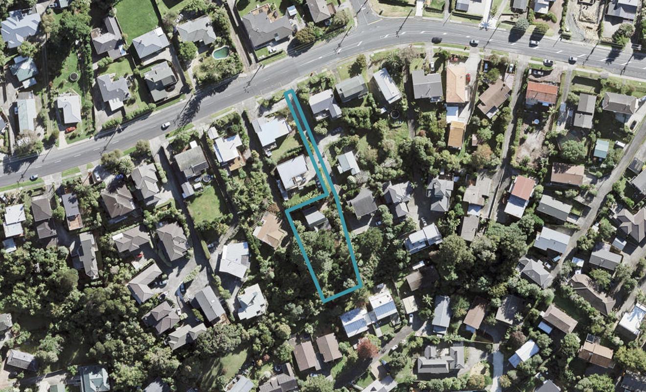 76 Carlisle Road, Browns Bay, Auckland - Carousel 1