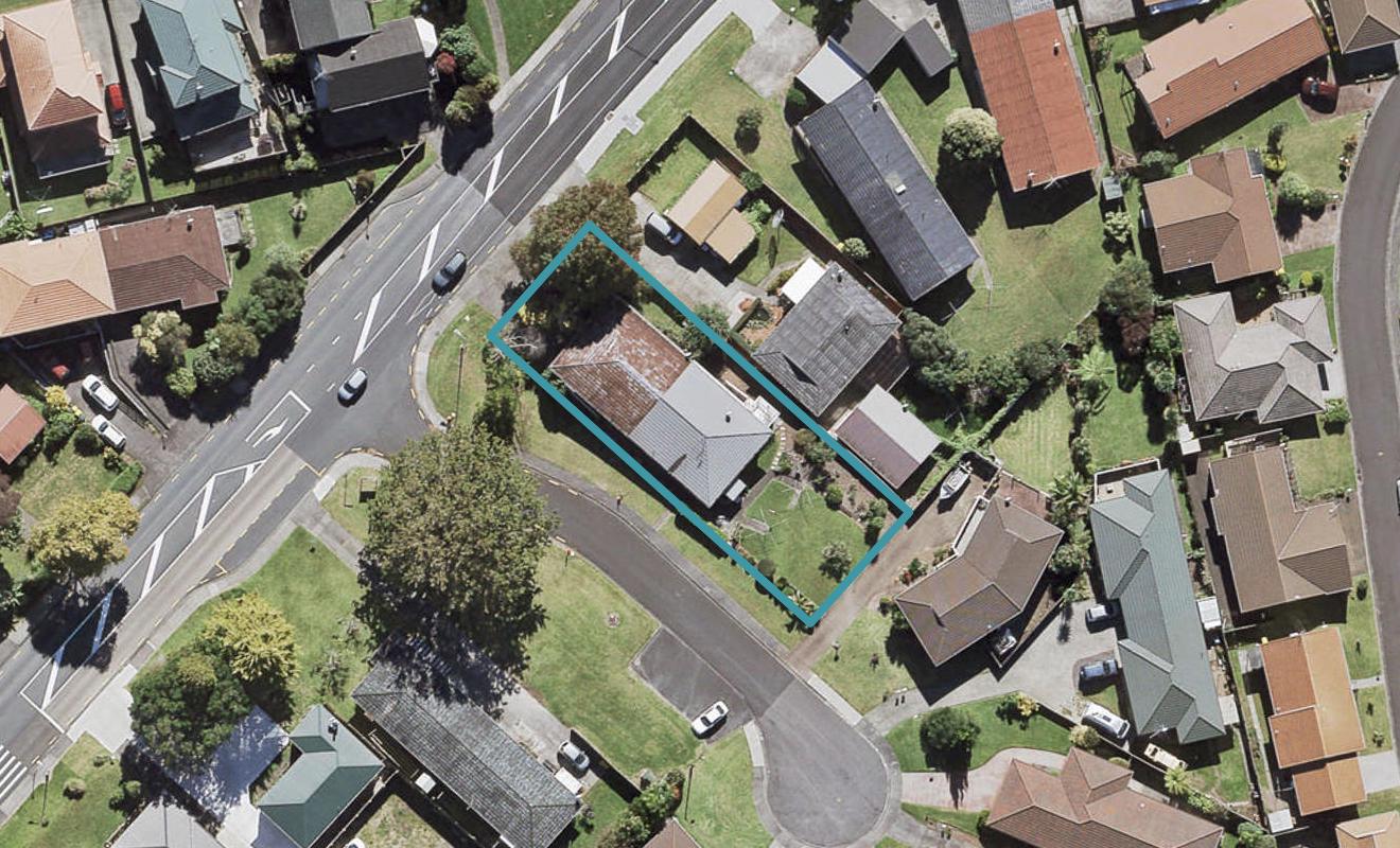 1/219 Edmonton Road, Te Atatu South, Auckland - Carousel 1