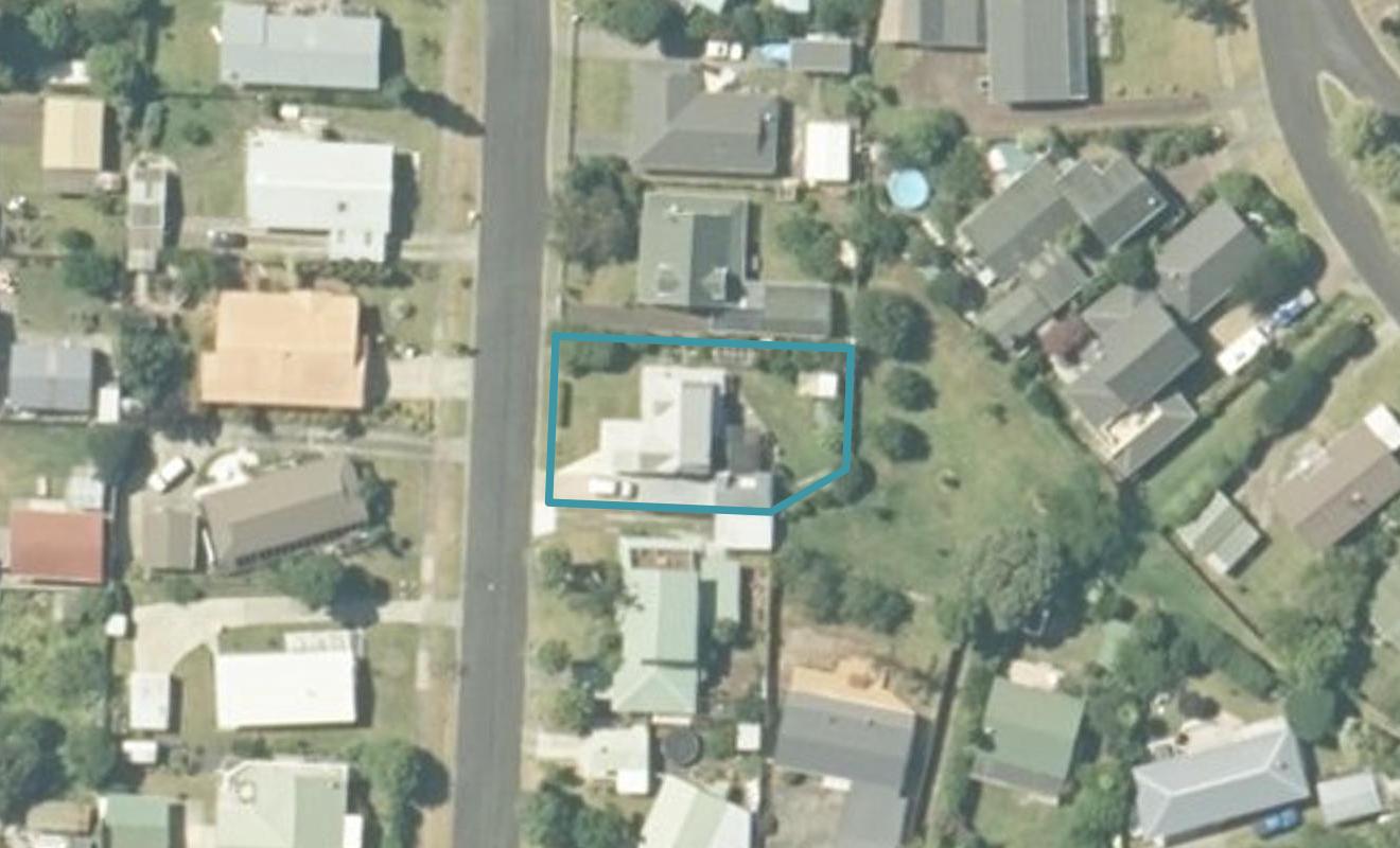 10 Kauri Place, Tairua, Tairua - Carousel 1
