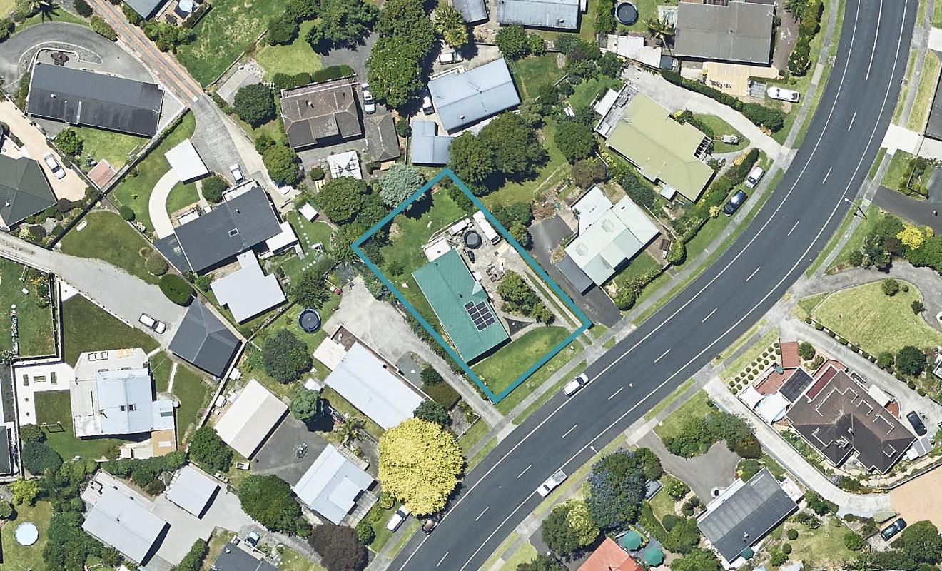 10 Victory Street, Welcome Bay, Tauranga - Carousel 1