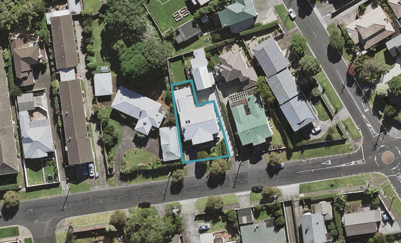26 Tawa Road, Onehunga, Auckland - Carousel 1