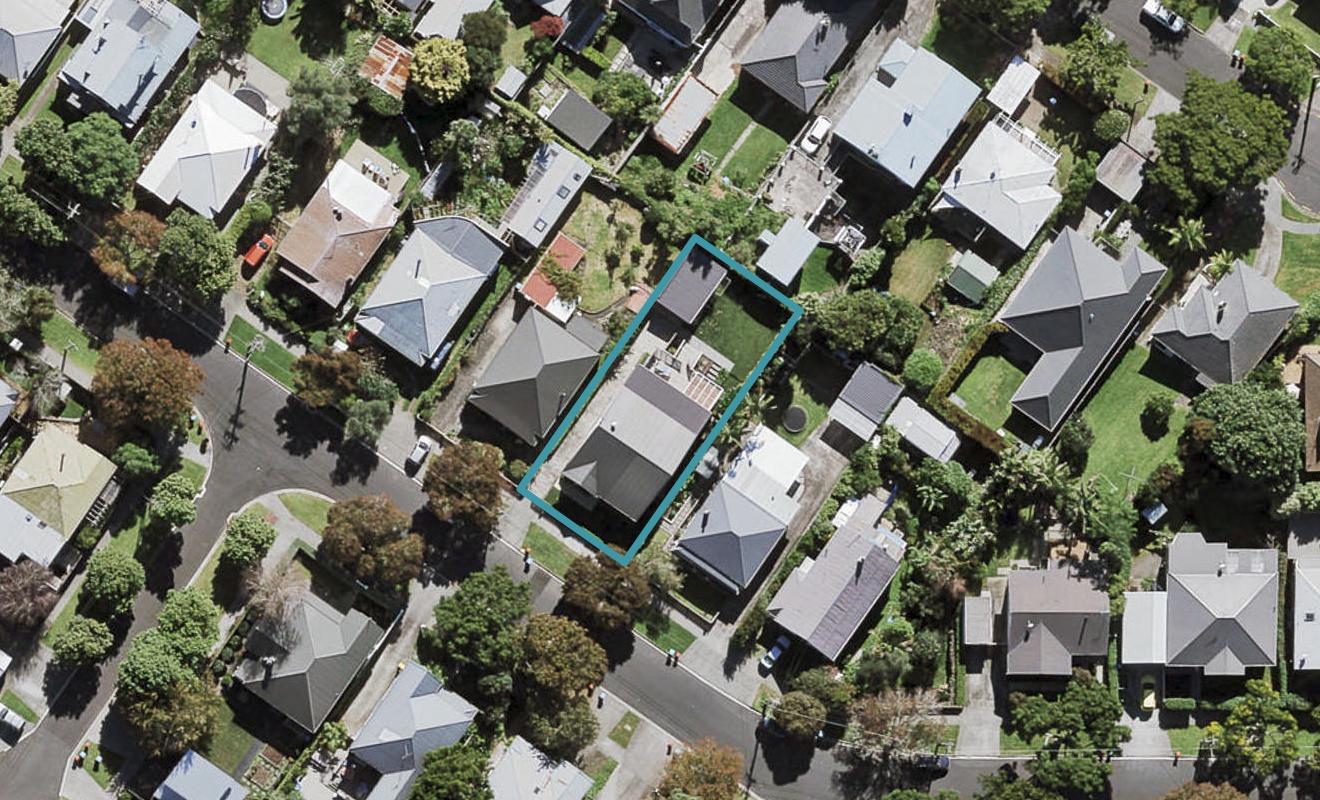 41 Malvern Road, Morningside, Auckland - Carousel 1