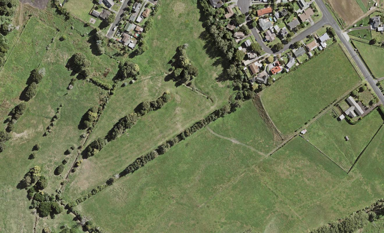 99 Bellfield Road, Ōpaheke, Papakura - Carousel 1