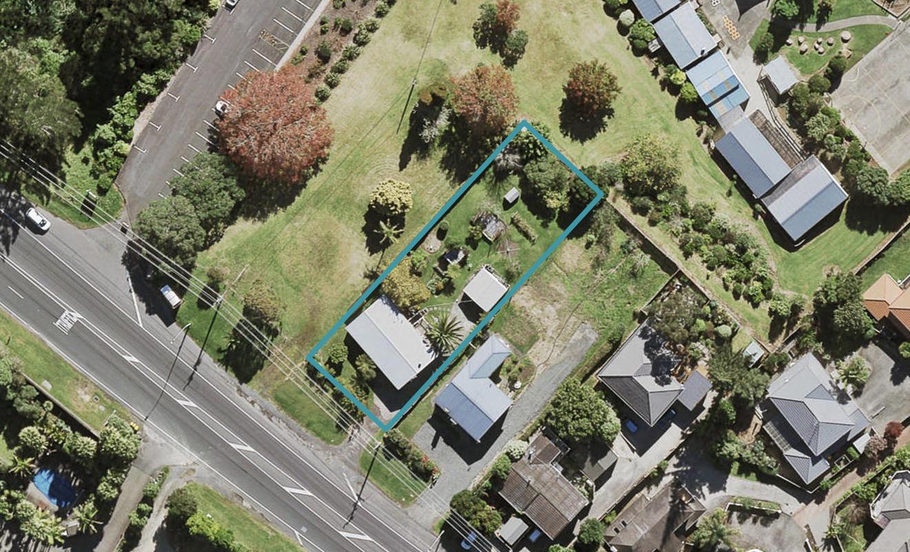 87 Albany Highway, Unsworth Heights, Auckland - Carousel 1