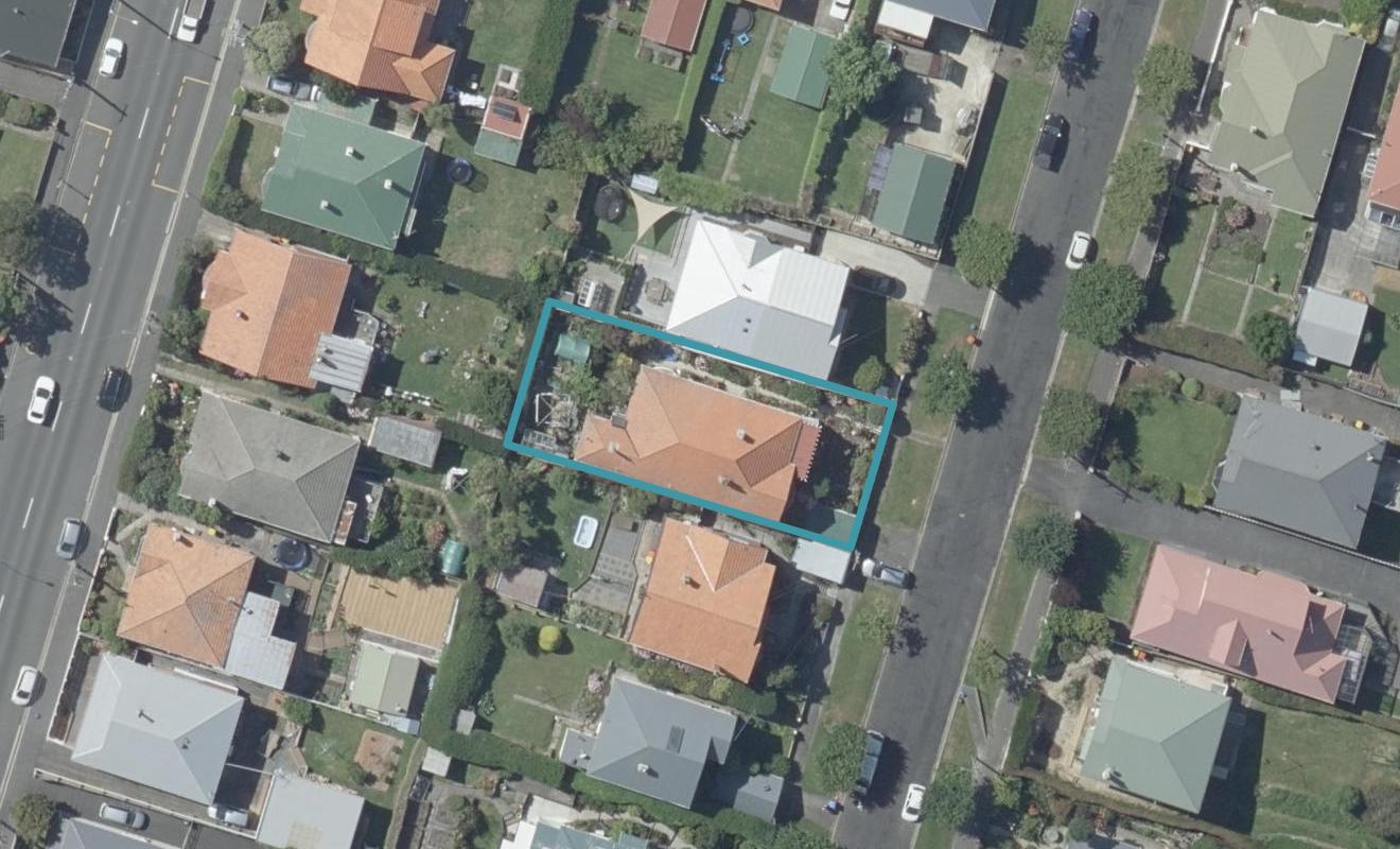 10 Scoular Street, Maryhill, Dunedin - Carousel 1