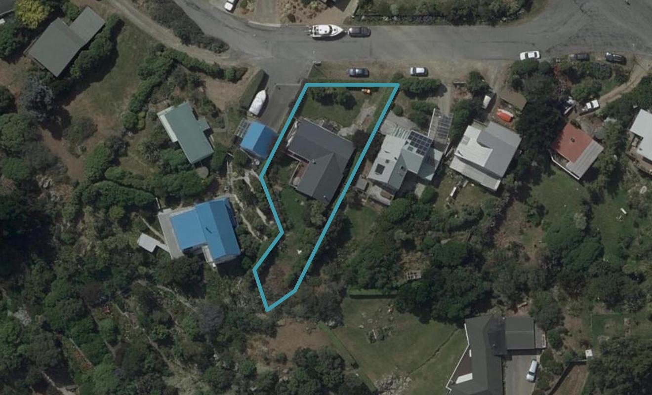 6 Emerson Crescent, Diamond Harbour, Lyttelton - Carousel 1