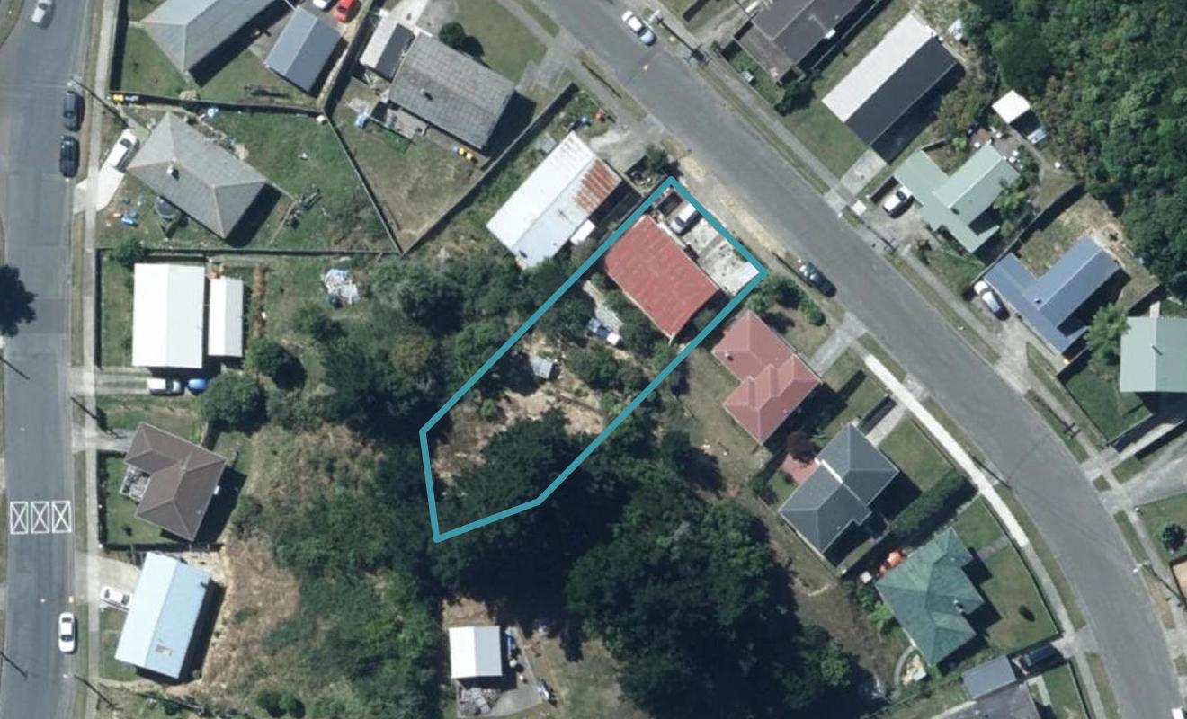 49 Cardiff Crescent, Cannons Creek, Porirua - Carousel 1